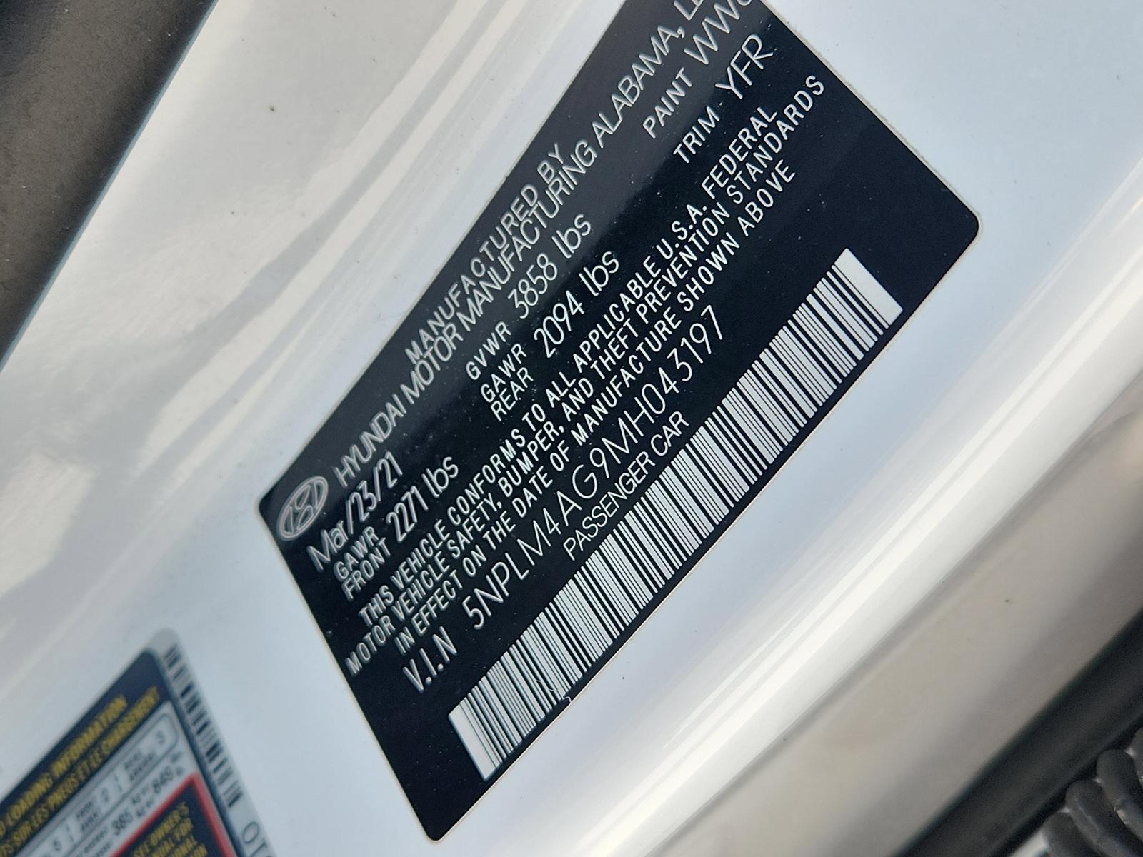 2021 Hyundai ELANTRA Vehicle Photo in Albuquerque, NM 87110