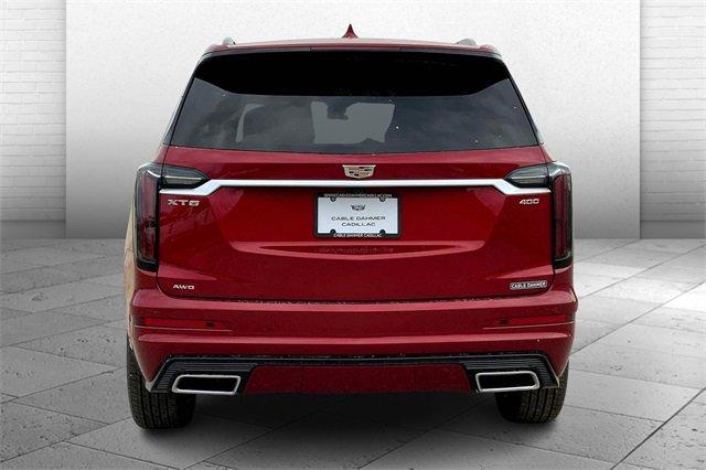 2025 Cadillac XT6 Vehicle Photo in KANSAS CITY, MO 64114-4545