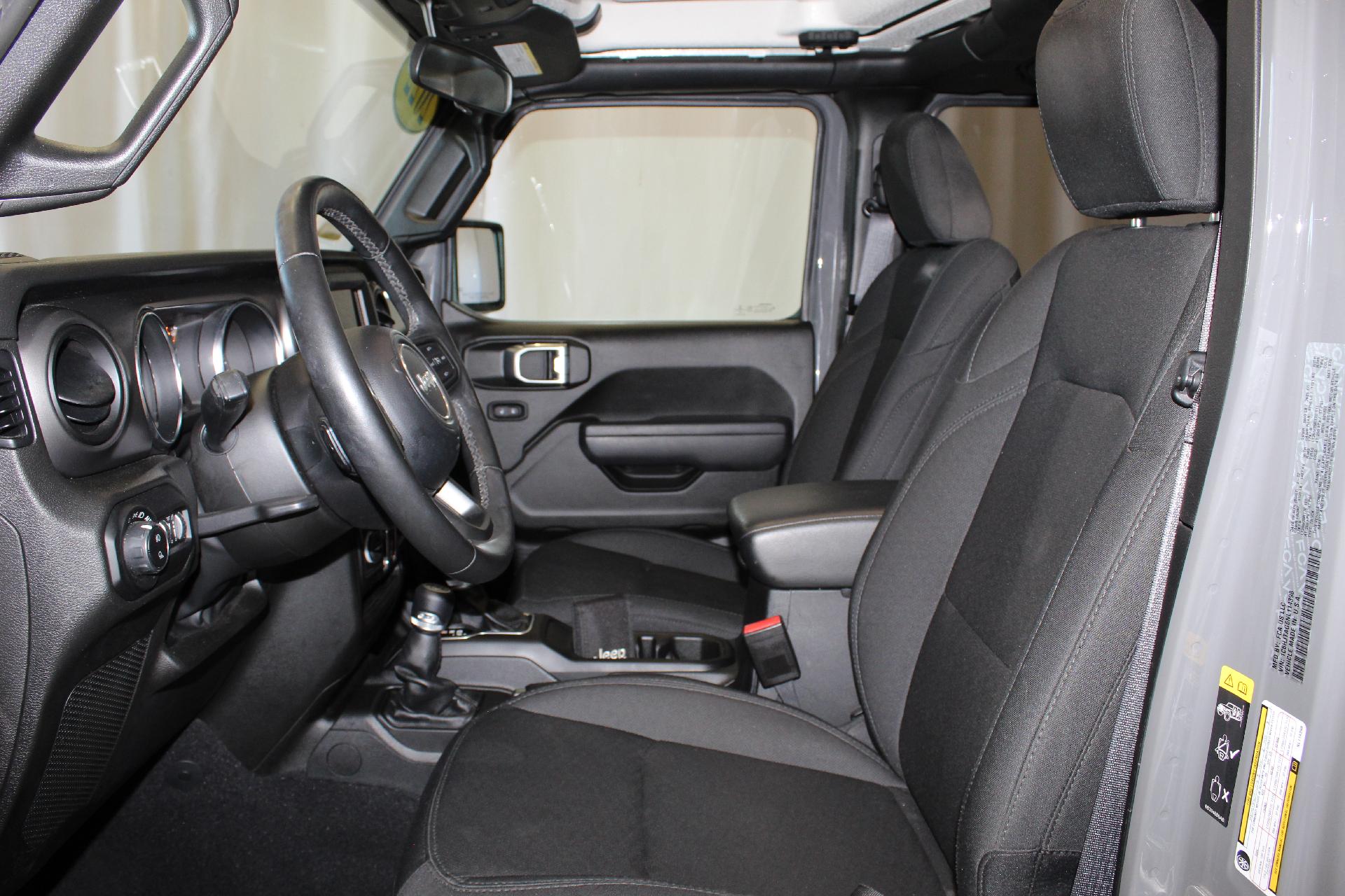 2022 Jeep Gladiator Vehicle Photo in NORTHAMPTON, MA 01060-1120