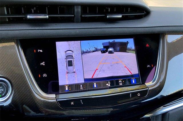 2024 Cadillac XT6 Vehicle Photo in KANSAS CITY, MO 64114-4545