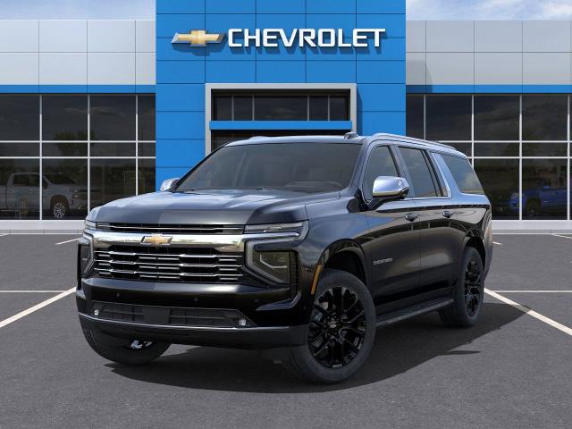 2025 Chevrolet Suburban Vehicle Photo in EVERETT, WA 98203-5662