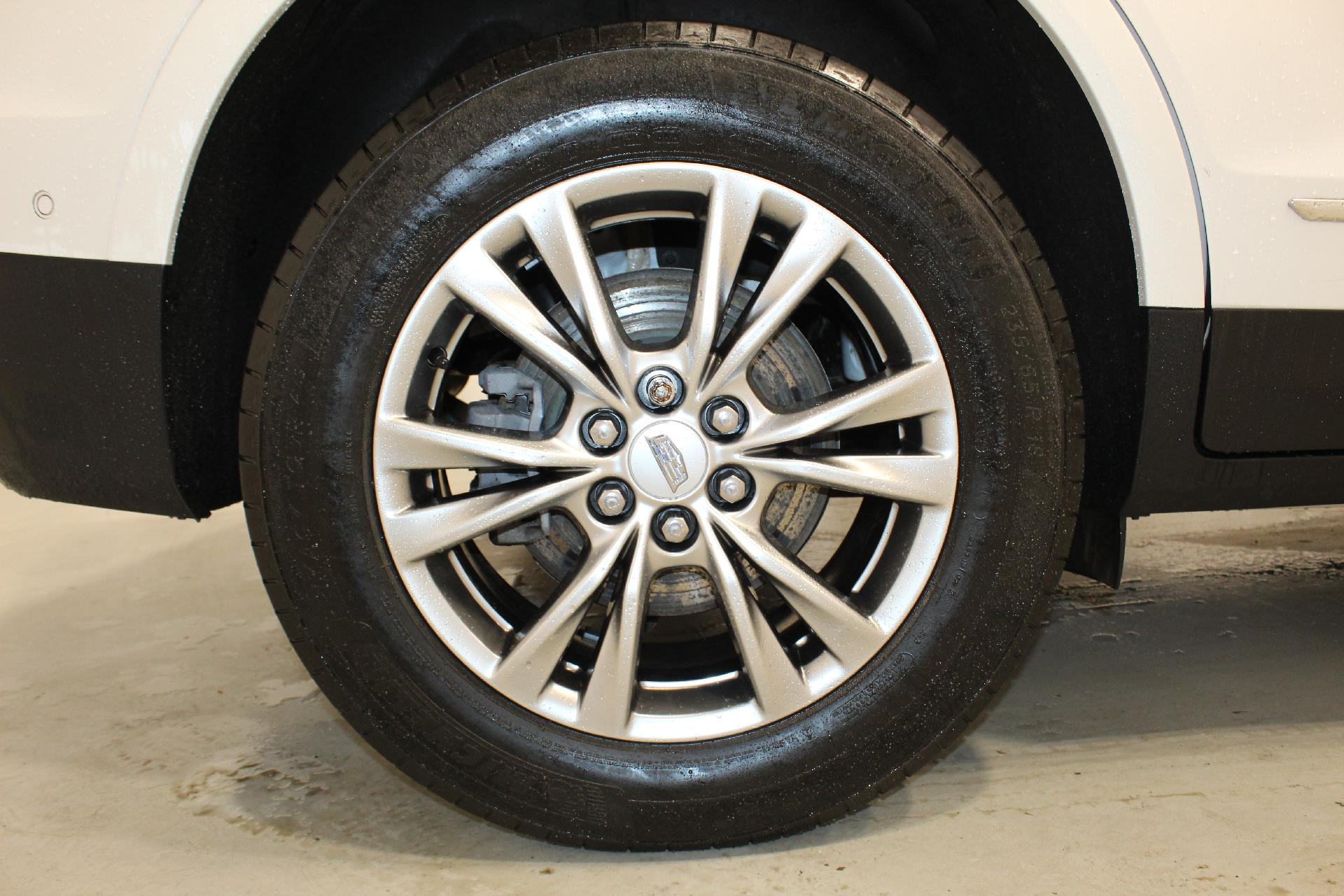 2022 Cadillac XT5 Vehicle Photo in NORTHAMPTON, MA 01060-1120