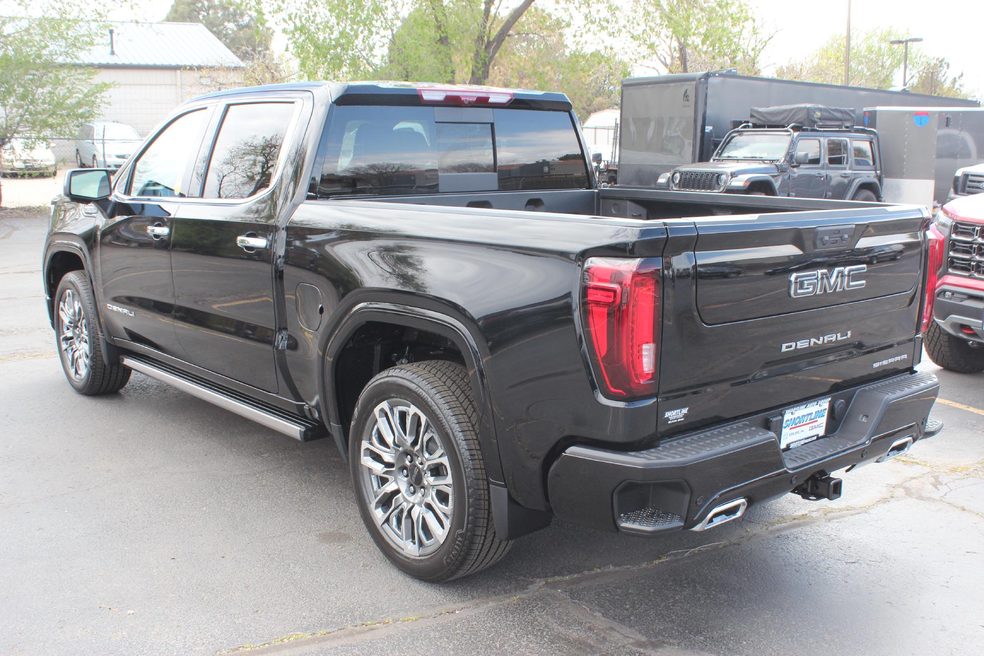 2025 GMC Sierra 1500 Vehicle Photo in AURORA, CO 80012-4011