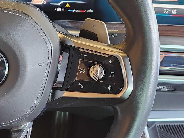 2023 BMW 760i xDrive Vehicle Photo in PLANO, TX 75024