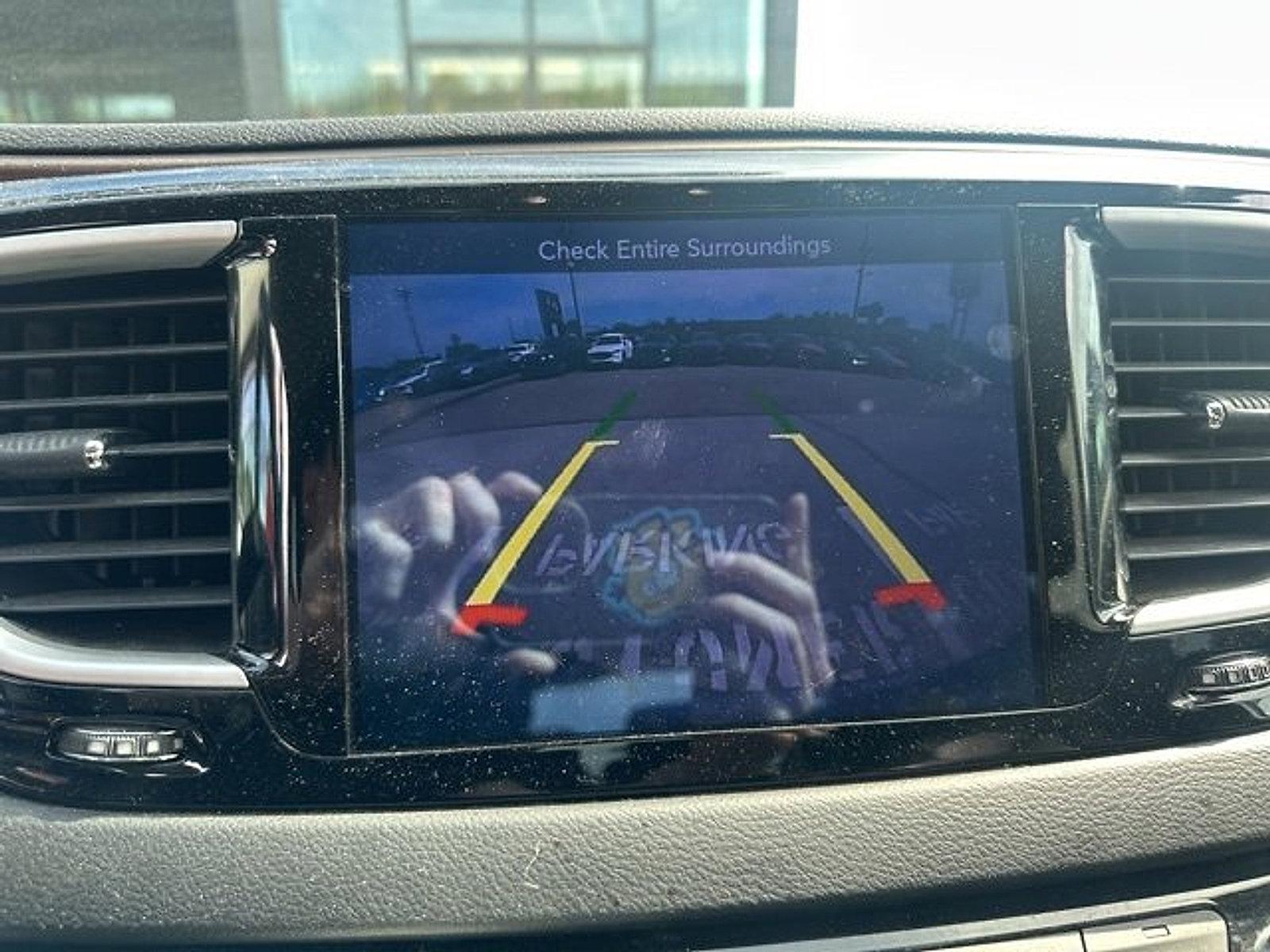 2017 Chrysler Pacifica Vehicle Photo in Trevose, PA 19053
