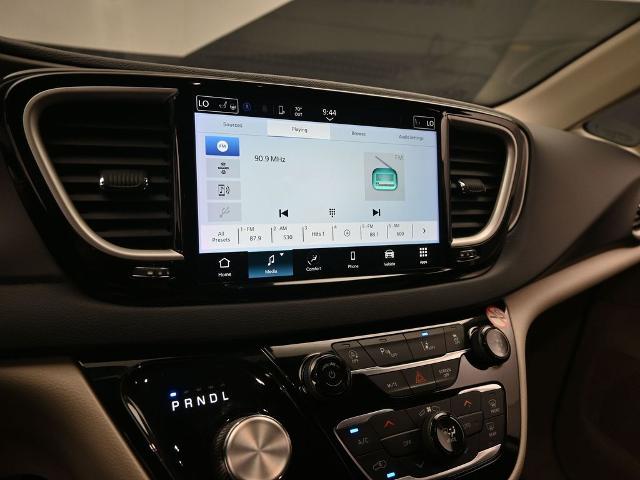 2023 Chrysler Pacifica Vehicle Photo in Cedar Rapids, IA 52402