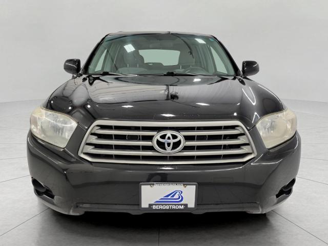 2009 Toyota Highlander Vehicle Photo in Oshkosh, WI 54904