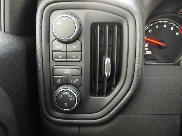 2024 Chevrolet Silverado 1500 Vehicle Photo in MADISON, IN 47250-1611
