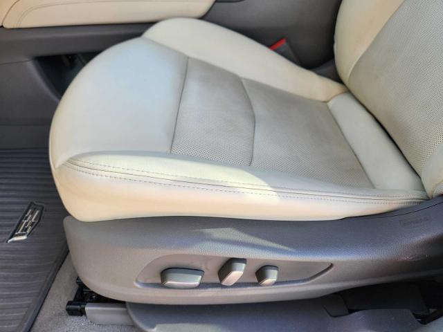 2022 Cadillac XT6 Vehicle Photo in DENTON, TX 76210-9321