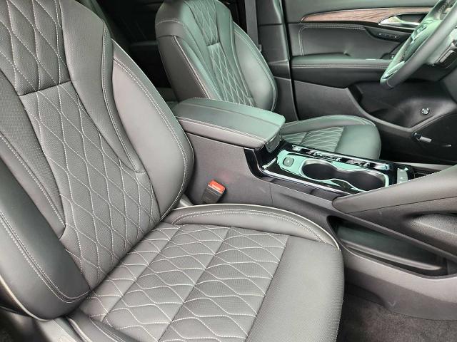 2023 Buick Envision Vehicle Photo in DENTON, TX 76210-9321