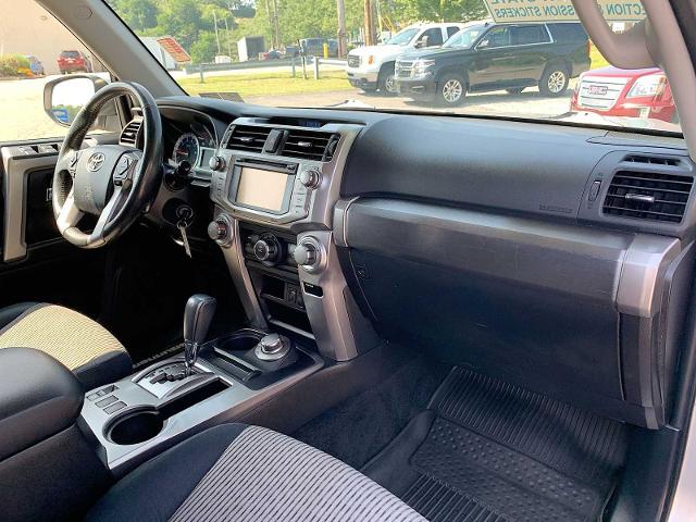 2015 Toyota 4Runner Vehicle Photo in MOON TOWNSHIP, PA 15108-2571