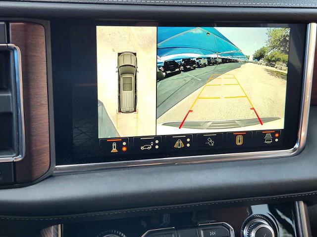2023 GMC Yukon XL Vehicle Photo in DENTON, TX 76210-9321