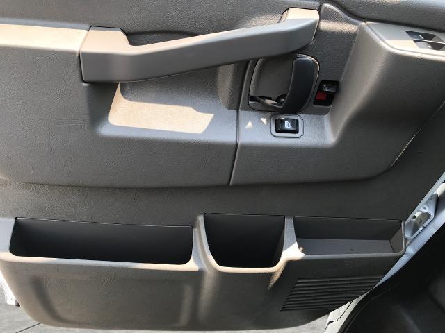 2023 GMC Savana Cargo 2500 Vehicle Photo in GREEN BAY, WI 54303-3330