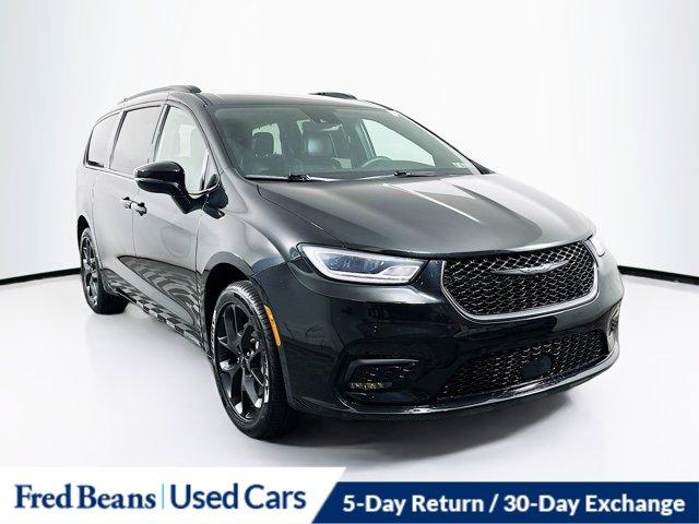 2022 Chrysler Pacifica Vehicle Photo in Doylsetown, PA 18901