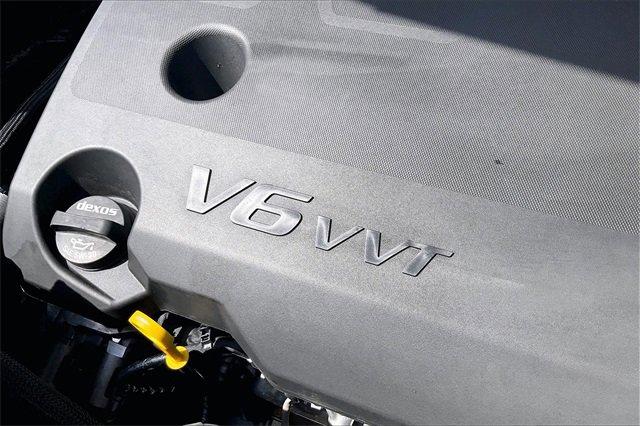 2024 Chevrolet Traverse Limited Vehicle Photo in KANSAS CITY, MO 64114-4502