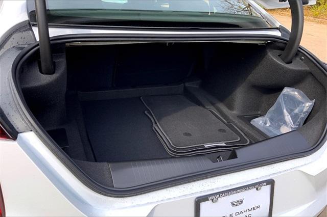 2025 Cadillac CT4 Vehicle Photo in KANSAS CITY, MO 64114-4545