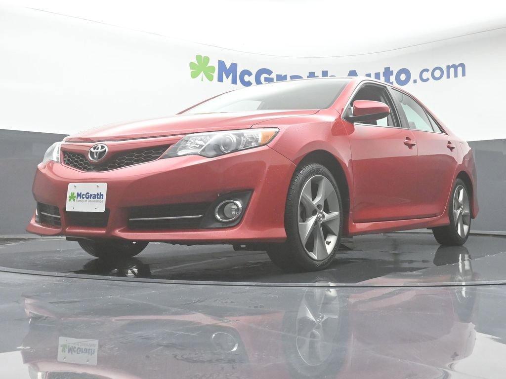 2014 Toyota Camry Vehicle Photo in Marion, IA 52302