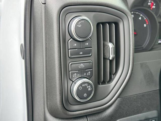 2025 GMC Sierra 3500 HD Chassis Cab Vehicle Photo in COLUMBIA, MO 65203-3903