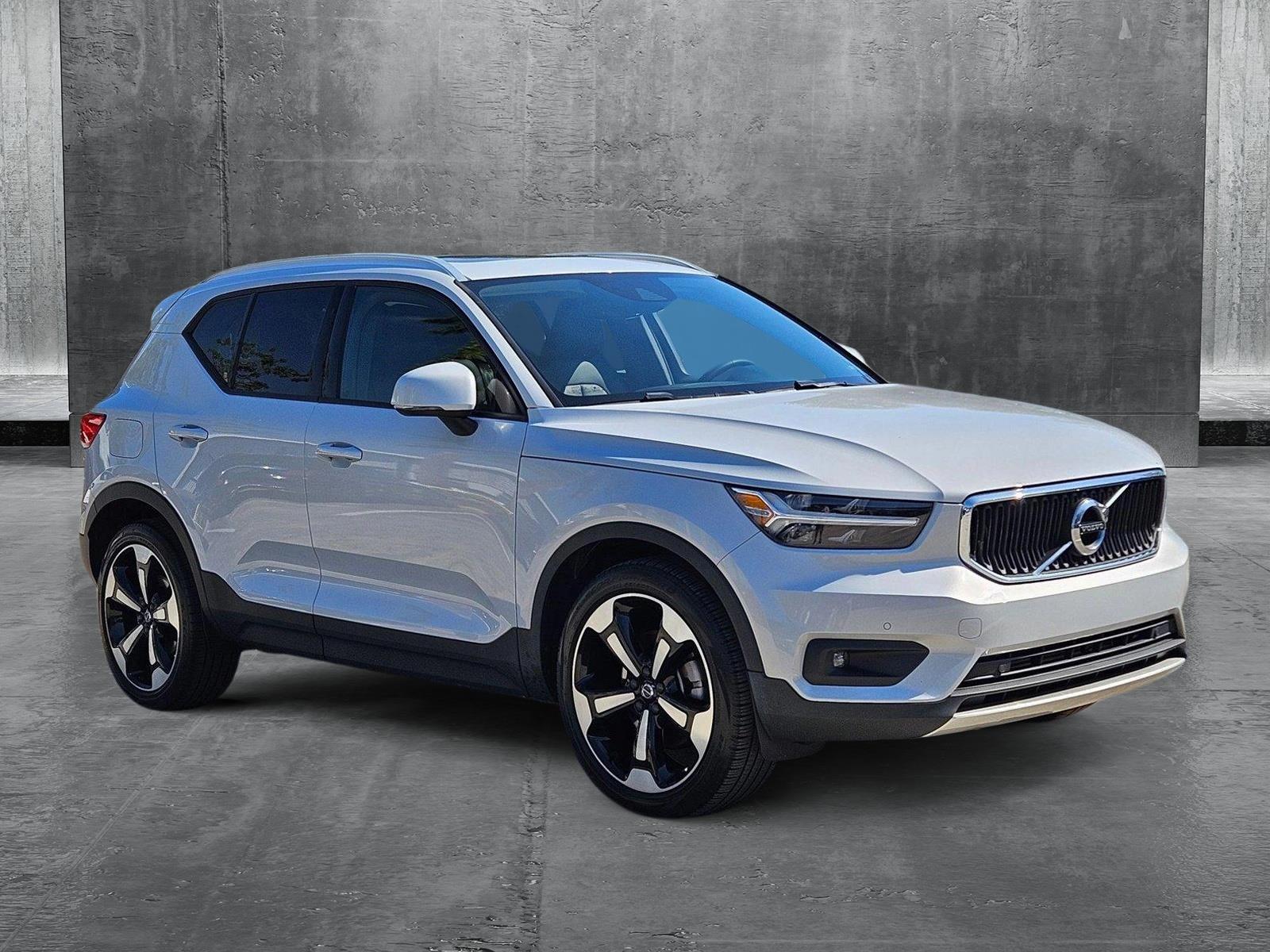 2022 Volvo XC40 Vehicle Photo in Pembroke Pines , FL 33027