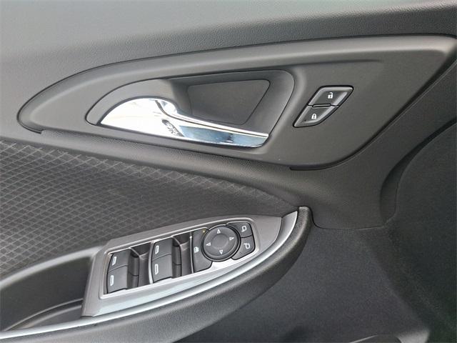 2025 Chevrolet Malibu Vehicle Photo in BERLIN, MD 21811-1121