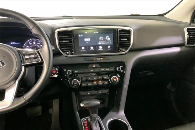 2022 Kia Sportage Vehicle Photo in Lees Summit, MO 64086