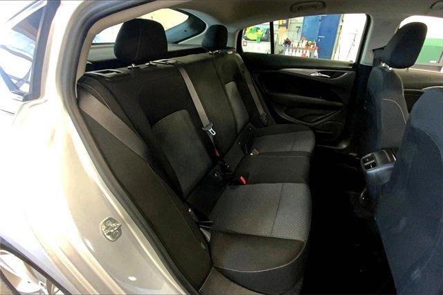 2018 Buick Regal Sportback Vehicle Photo in TOPEKA, KS 66609-0000