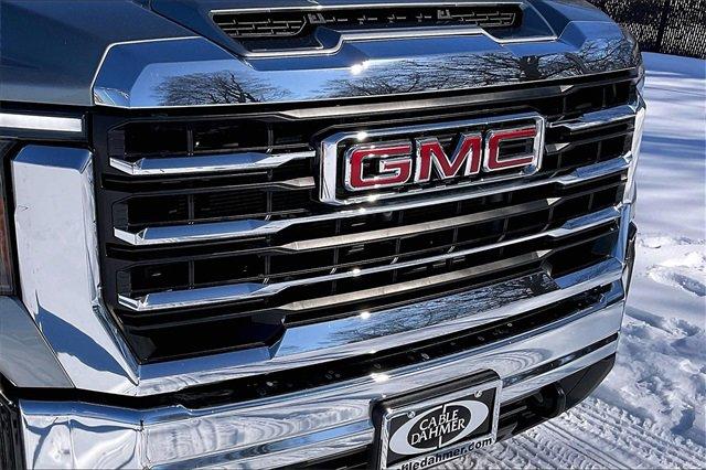 2025 GMC Sierra 2500 HD Vehicle Photo in INDEPENDENCE, MO 64055-1314