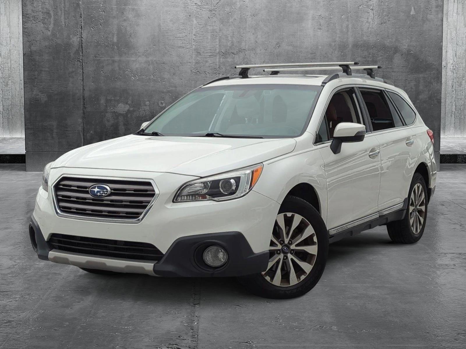 2017 Subaru Outback Vehicle Photo in Ft. Myers, FL 33907