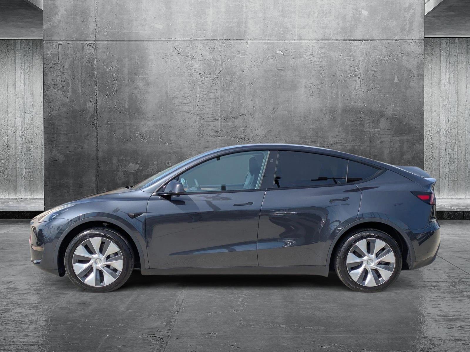 2024 Tesla Model Y Vehicle Photo in Tustin, CA 92782