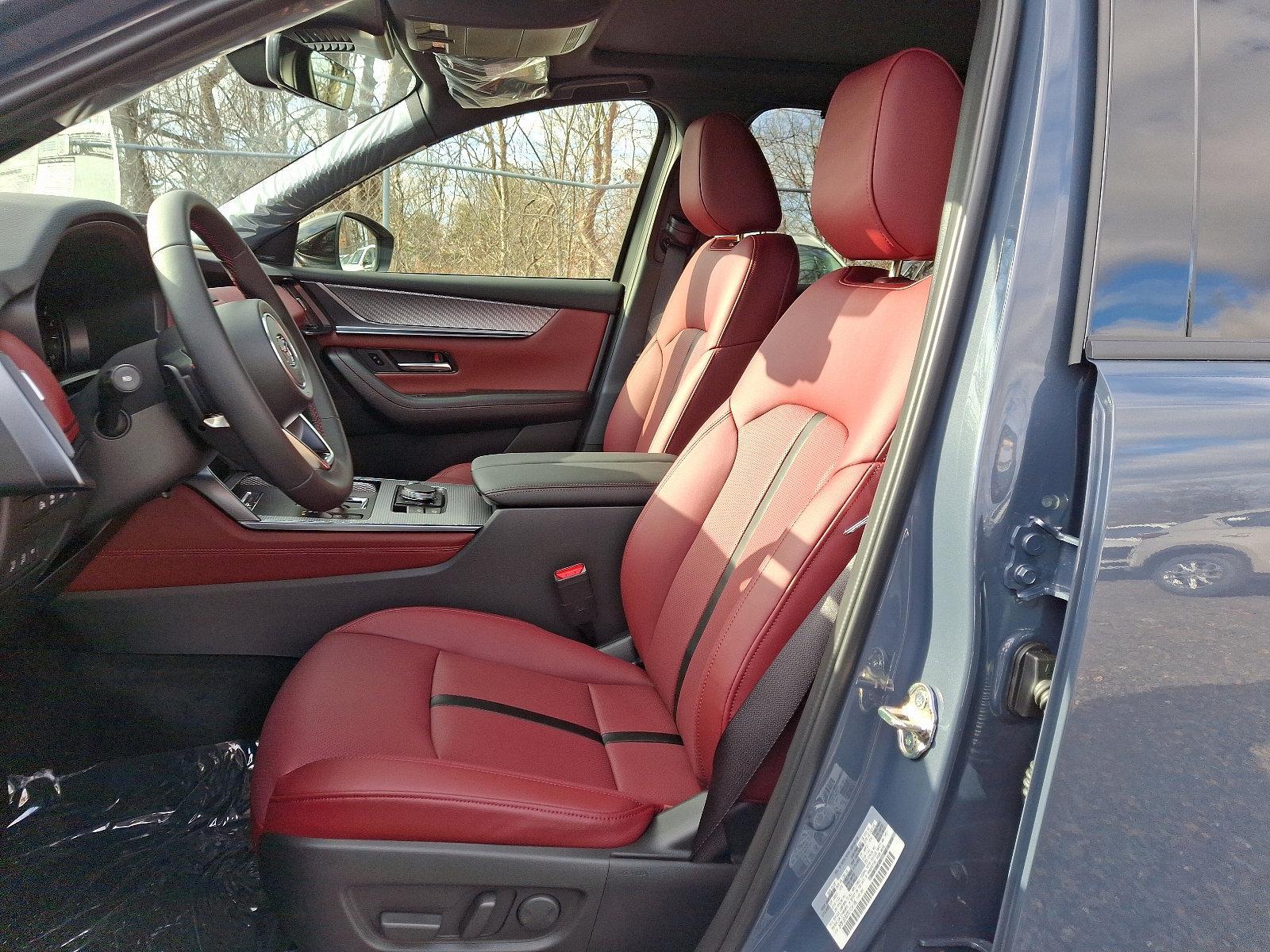 2025 Mazda CX-70 Vehicle Photo in Trevose, PA 19053
