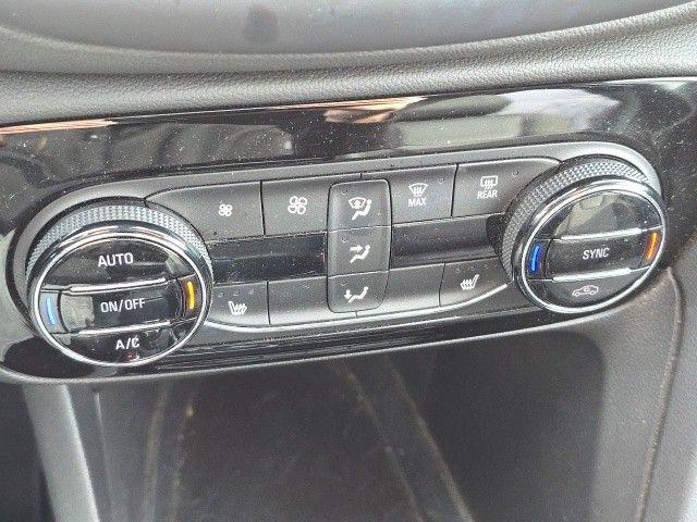 2022 Buick Encore GX Vehicle Photo in Pleasant Hills, PA 15236