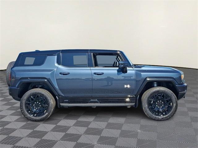 2025 GMC HUMMER EV SUV Vehicle Photo in LEWES, DE 19958-4935