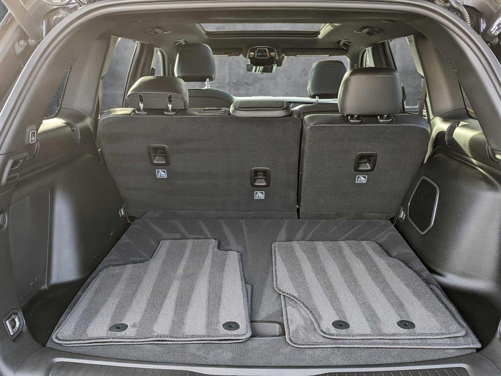 2024 Jeep Grand Cherokee 4xe Vehicle Photo in Cockeysville, MD 21030