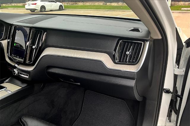 2022 Volvo XC60 Vehicle Photo in Houston, TX 77007