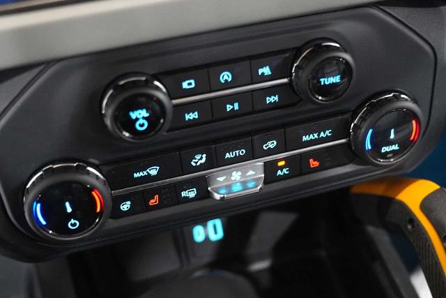 2022 Ford Bronco Vehicle Photo in GRAPEVINE, TX 76051