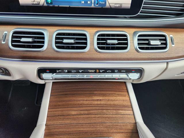2025 Mercedes-Benz GLE Vehicle Photo in HOUSTON, TX 77079