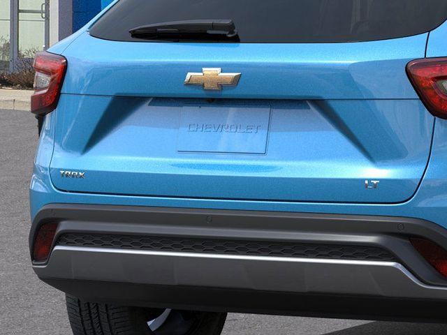 2025 Chevrolet Trax Vehicle Photo in DANBURY, CT 06810-5034