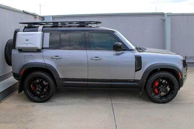 2020 Defender Vehicle Photo in SUGAR LAND, TX 77478