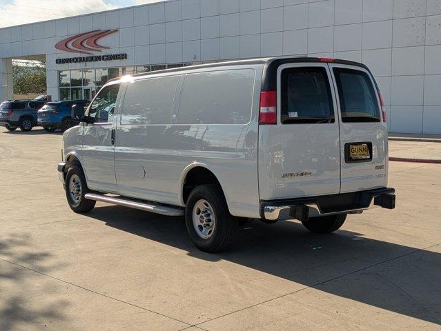 2023 GMC Savana Cargo Van Vehicle Photo in SELMA, TX 78154-1459