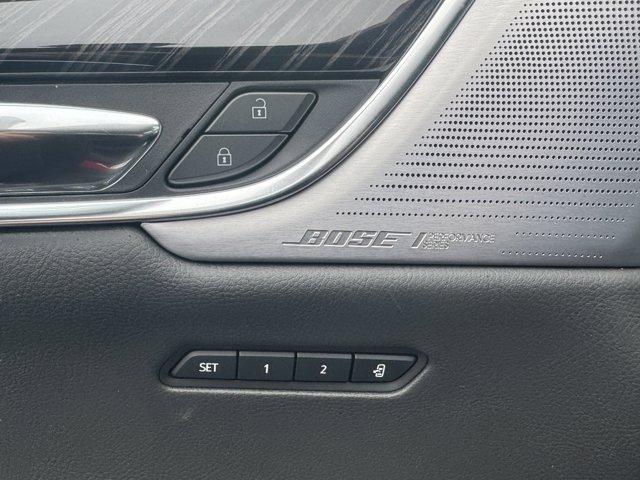 2025 Cadillac XT6 Vehicle Photo in LEOMINSTER, MA 01453-2952