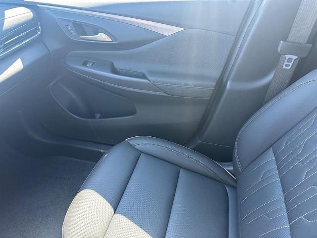 2025 Buick Envista Vehicle Photo in COLUMBIA, MO 65203-3903