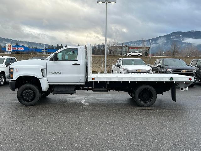 2023 Chevrolet Silverado 6500 HD Vehicle Photo in POST FALLS, ID 83854-5365