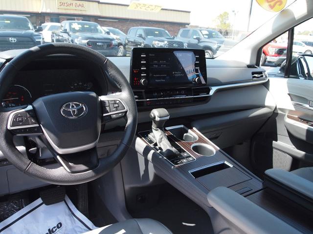 2023 Toyota Sienna Vehicle Photo in MADISON, IN 47250-1611