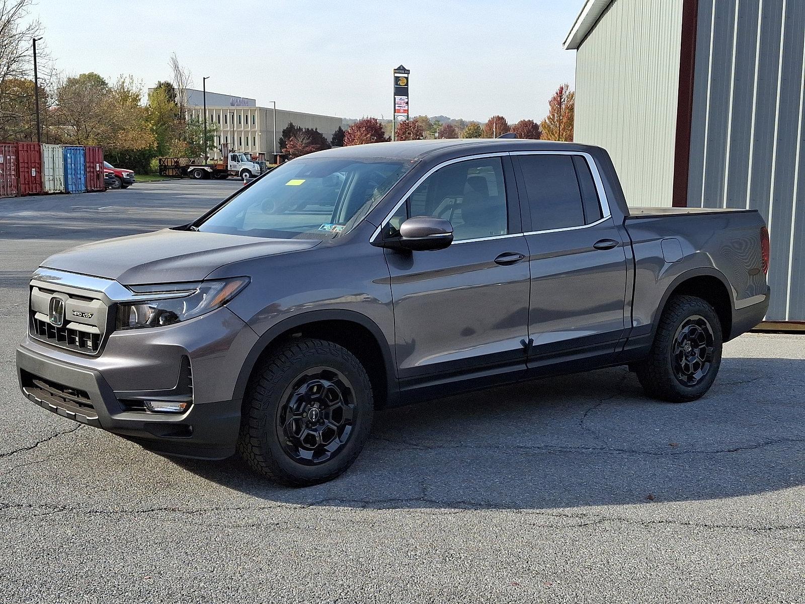 2025 Honda Ridgeline Vehicle Photo in Harrisburg, PA 17111