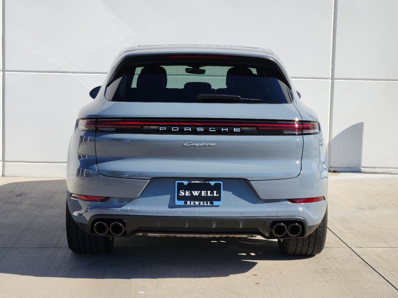 2024 Porsche Cayenne Vehicle Photo in PLANO, TX 75024