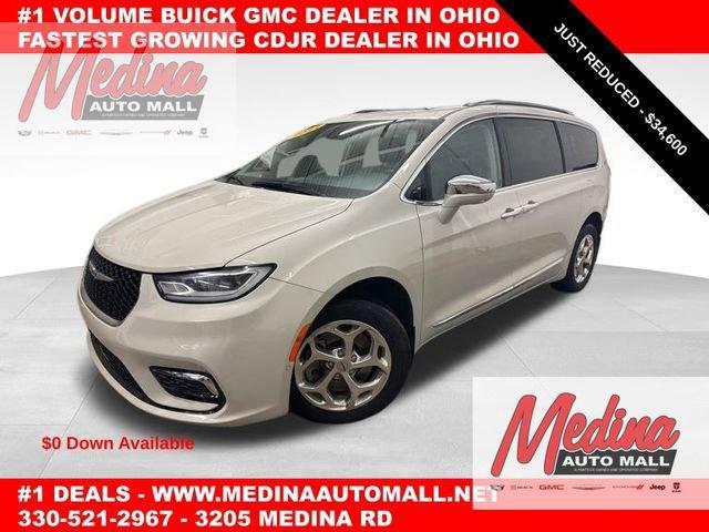 2021 Chrysler Pacifica Vehicle Photo in MEDINA, OH 44256-9631