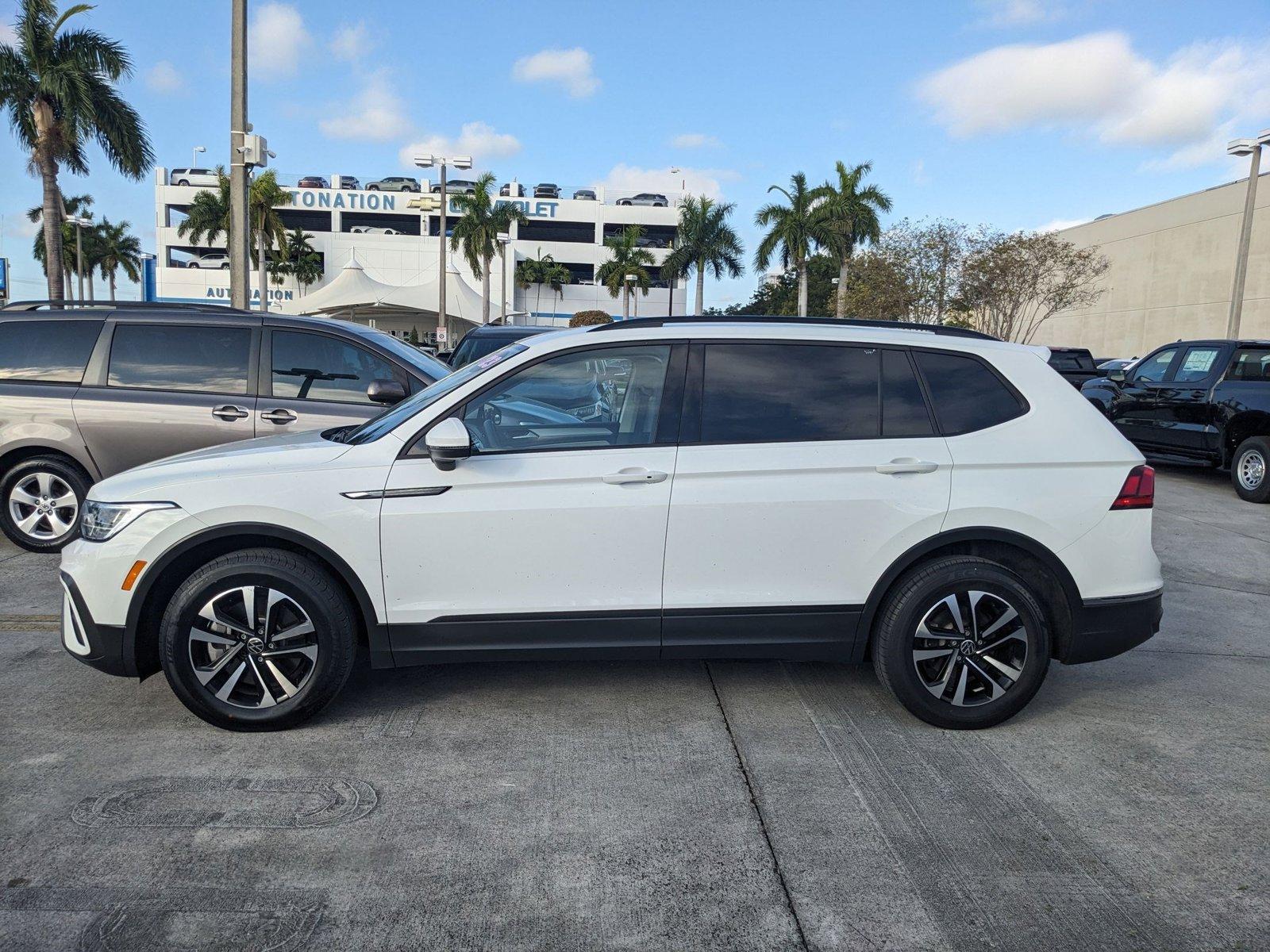 2023 Volkswagen Tiguan Vehicle Photo in MIAMI, FL 33172-3015