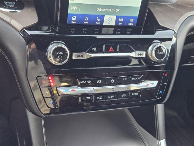 2024 Ford Explorer Vehicle Photo in Oklahoma City, OK 73114