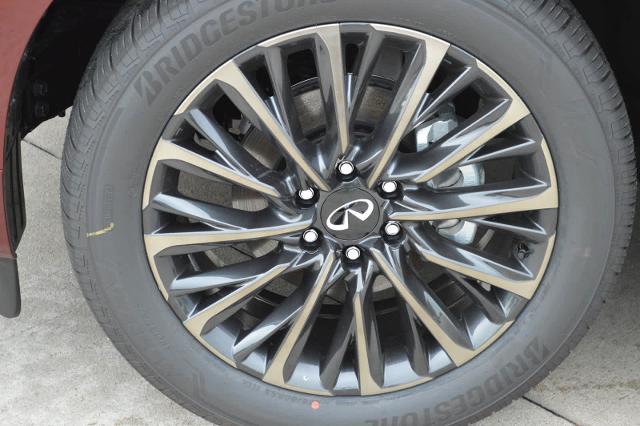 2025 INFINITI QX80 Vehicle Photo in Houston, TX 77090