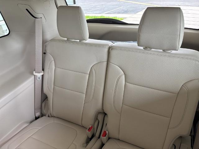 2021 GMC Acadia Vehicle Photo in MANHATTAN, KS 66502-5036